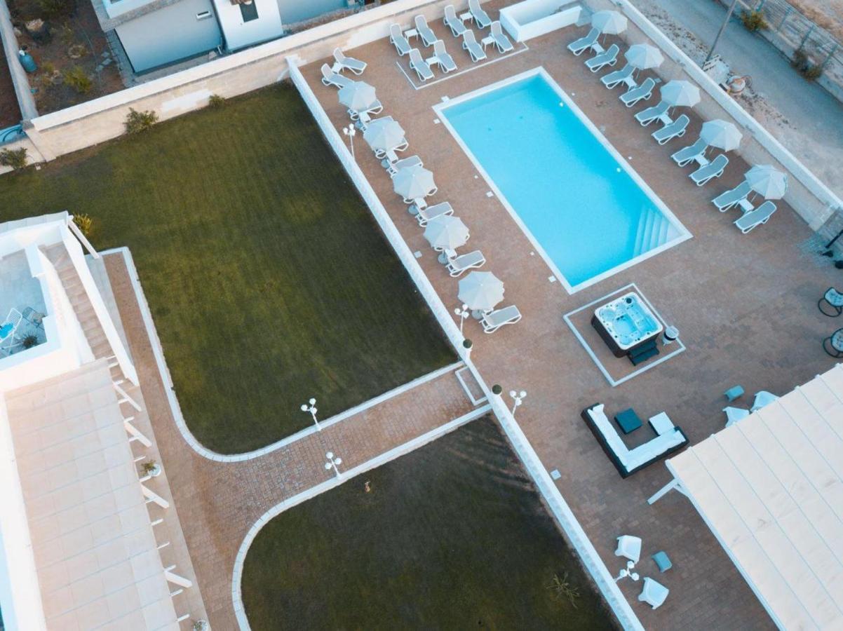 La Palazzina Bed & Breakfast 切萨雷奥港 外观 照片