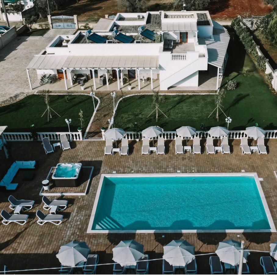 La Palazzina Bed & Breakfast 切萨雷奥港 外观 照片