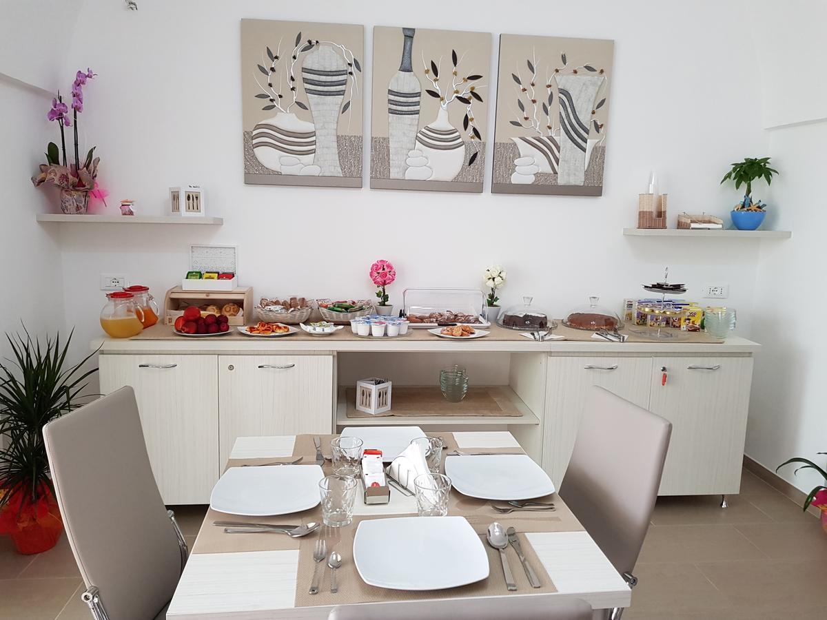 La Palazzina Bed & Breakfast 切萨雷奥港 外观 照片