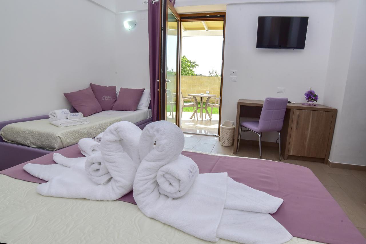 La Palazzina Bed & Breakfast 切萨雷奥港 外观 照片