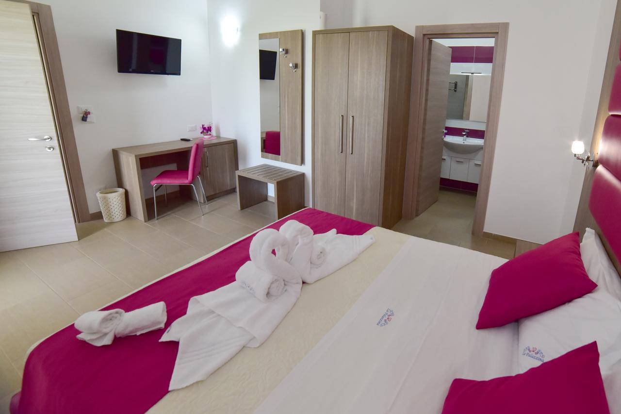 La Palazzina Bed & Breakfast 切萨雷奥港 外观 照片